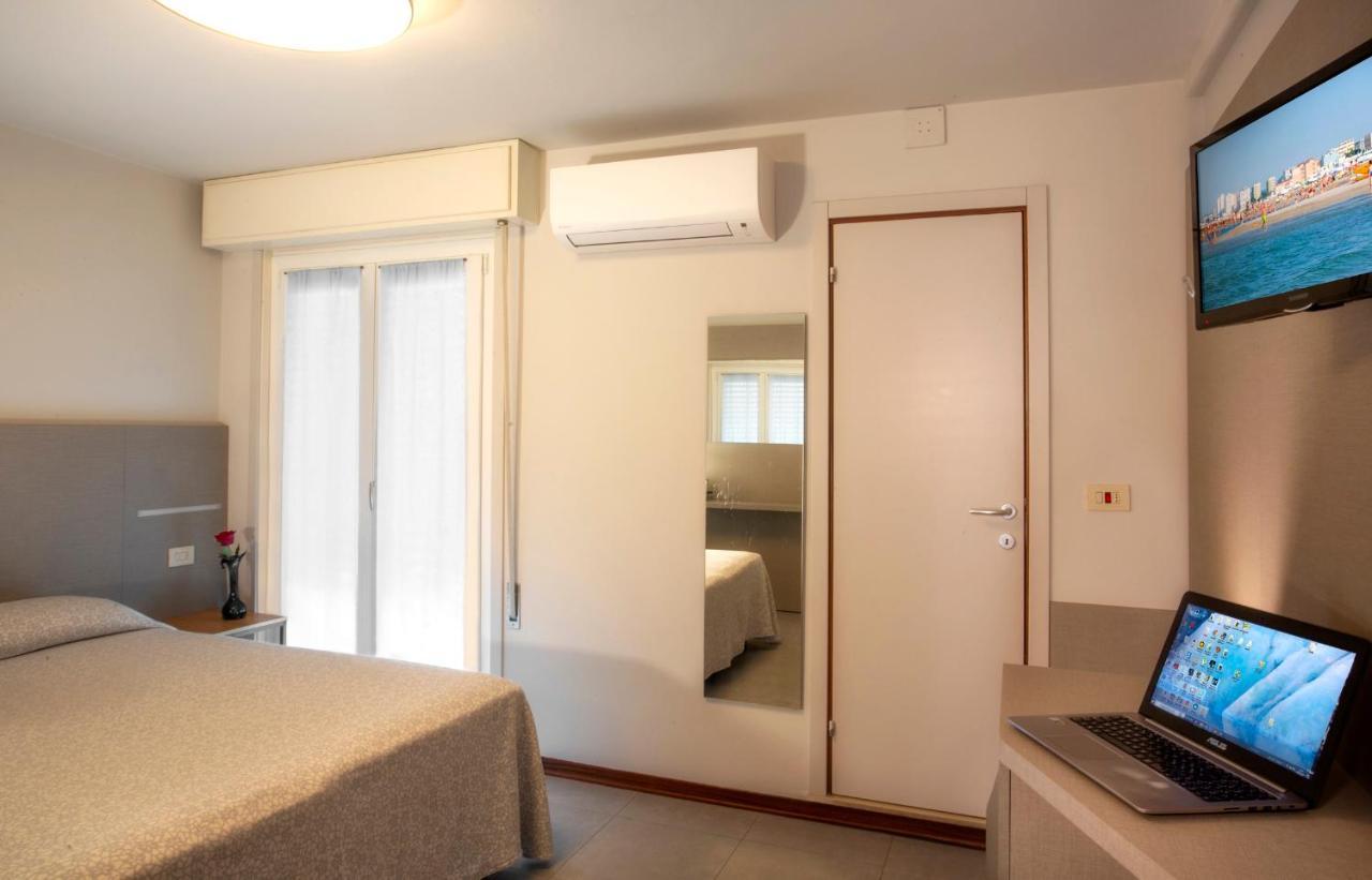 Hotel Norma Misano Adriatico Eksteriør bilde